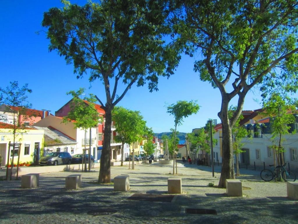 Апартаменты Largo Da Paz 24 Лиссабон Экстерьер фото